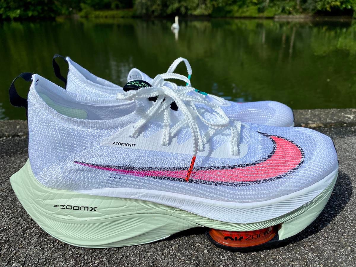 top-10-mau-giay-chay-bo-tuyet-voi-nhat-cua-thuong-hieu-nike