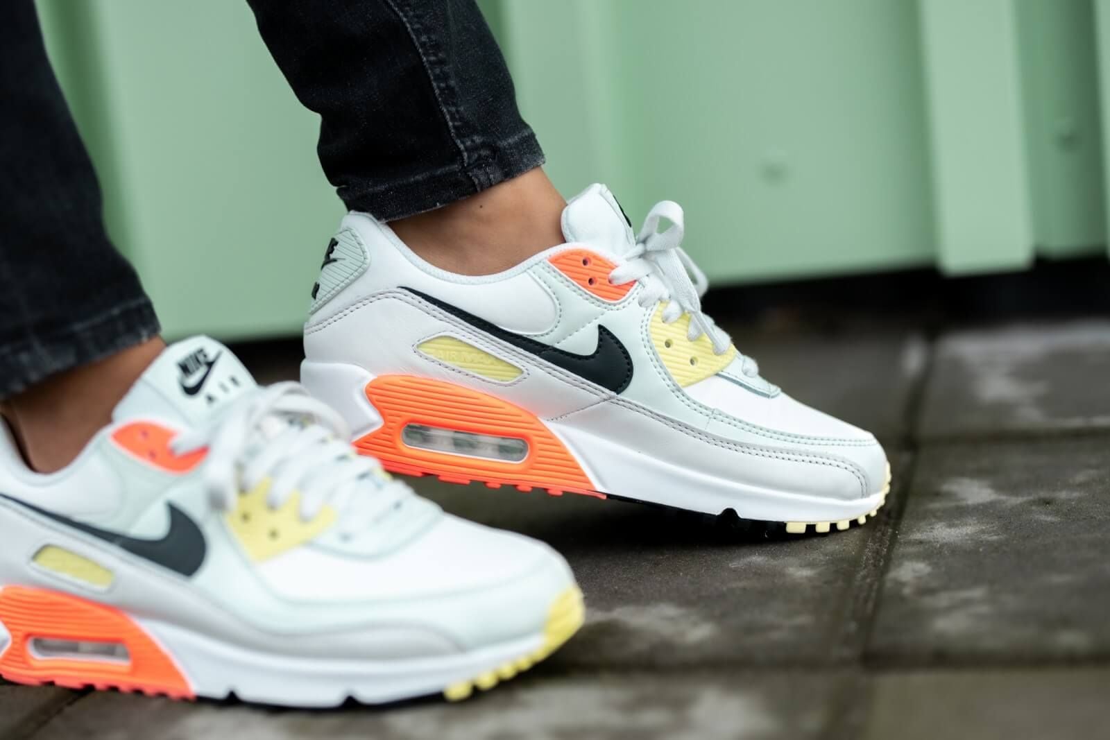 Hinh anh 3: Cach chon Size giay Nike Air Max 90 chuan xac nhat