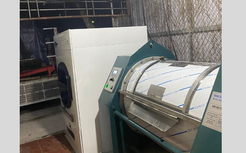 Máy giặt công nghiệp + máy sấy công nghiệp 50kg- đốt nóng điện lắp đặt tại Quảng Hưng, Thanh Hoá