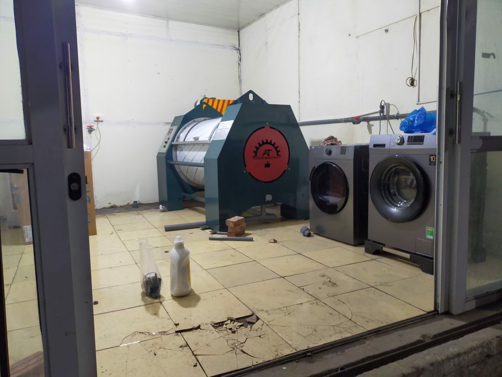 Máy giặt công nghiệp lắp đặt tại Mê Linh- Hà Nội