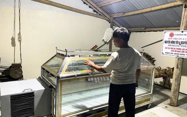 03 Máy lạnh tang lễ giao tại Quảng Xương, Thanh Hóa