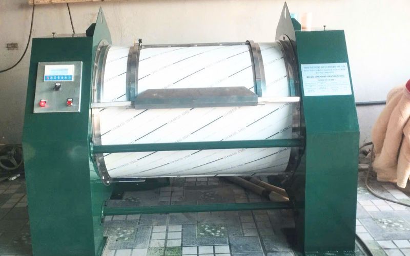 Máy giặt CN 50kg, phòng sấy CN giao đến Kiến Xương, Thái Bình