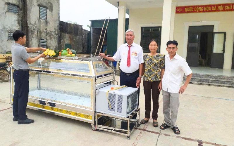 Máy lạnh tang lễ bằng kính giao tới Nghi Sơn, Thanh Hoá