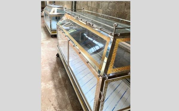 02 máy lạnh tang lễ giao tại Yên Thủy, Hòa Bình