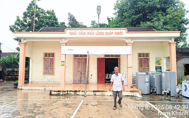 Máy lạnh tang lễ bằng kính tới Yên Thành, Nghệ An