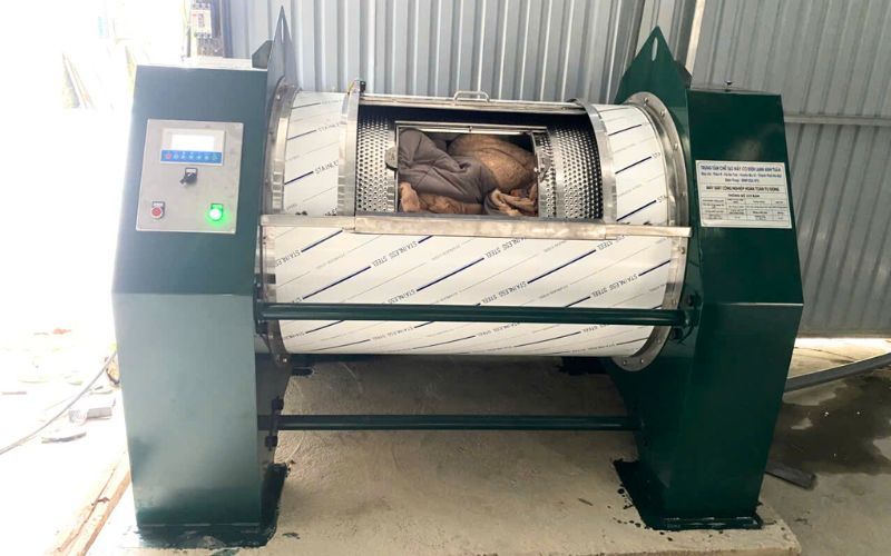 Máy giặt CN 50kg, máy giặt giầy-giặt mũ bảo hiểm, bộ gia nhiệt 3 pha cho An Hường, Tuyên Quang