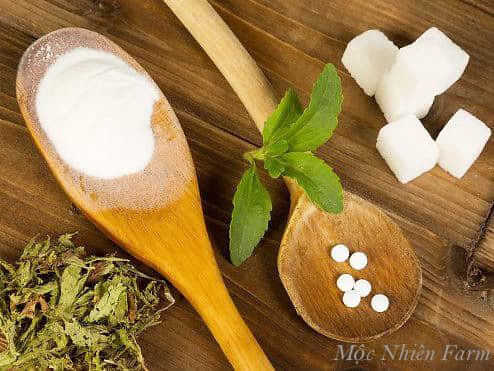 Stevia được coi là chất làm ngọt tự nhiên, thay thế cho đường.
