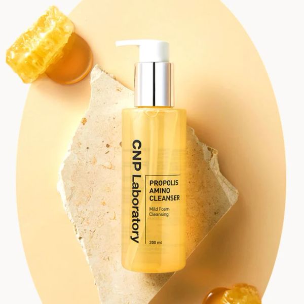 sua-rua-mat-keo-ong-cap-am-cnp-propolis-amino-cleanser