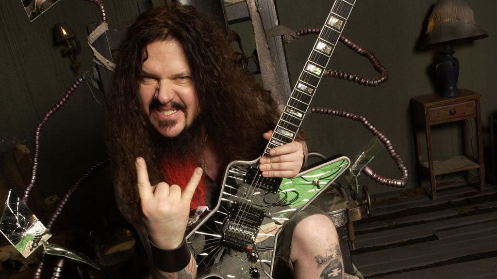 Người thừa kế của Dimebag Darrell khởi kiện hãng Dean Guitars
