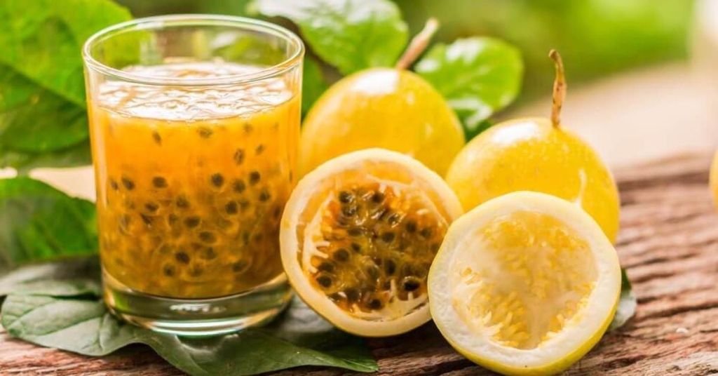 Nước Ép Chanh Dây (Passion Fruit Juice)