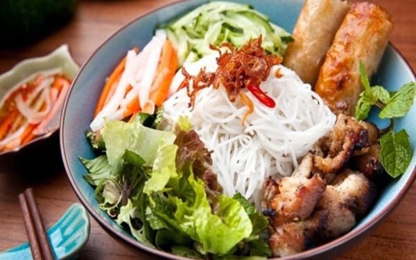 bun thit nuong bao nhieu calo