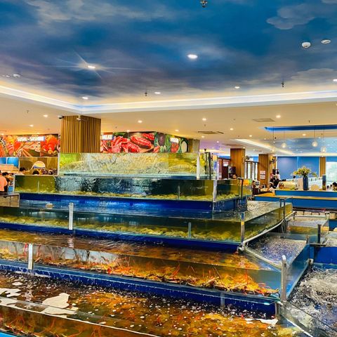 Buffet hải sản tươi sống không giới hạn tại HP3 Seafood