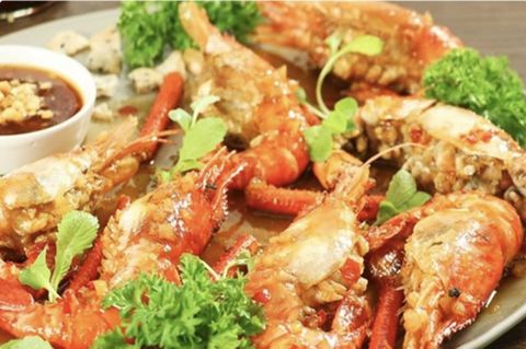 “Đổ đứ đừ” với công thức làm tôm càng xanh sốt me chua ngọt đậm đà