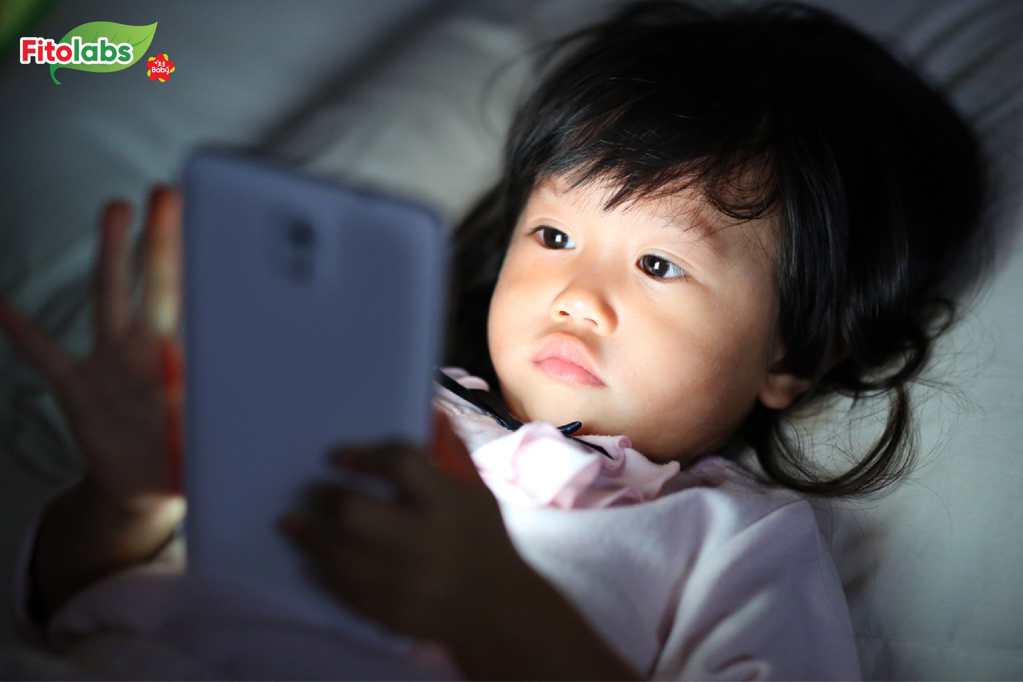 Tại sao trẻ ngủ không sâu giấc, hay giật mình?