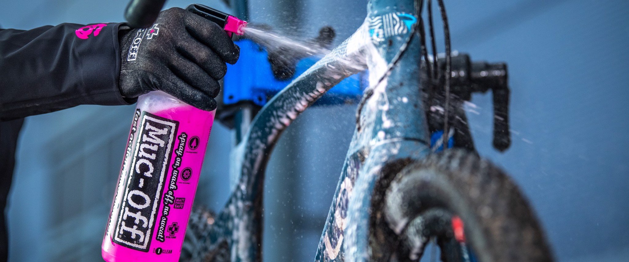 bike_cleaner_80e252c6-fc79-4dda-bc39-d8e4fc7768dc_1900x_crop_center_2x_00ba07a74f644fa6b1176d699003f6ca.jpeg