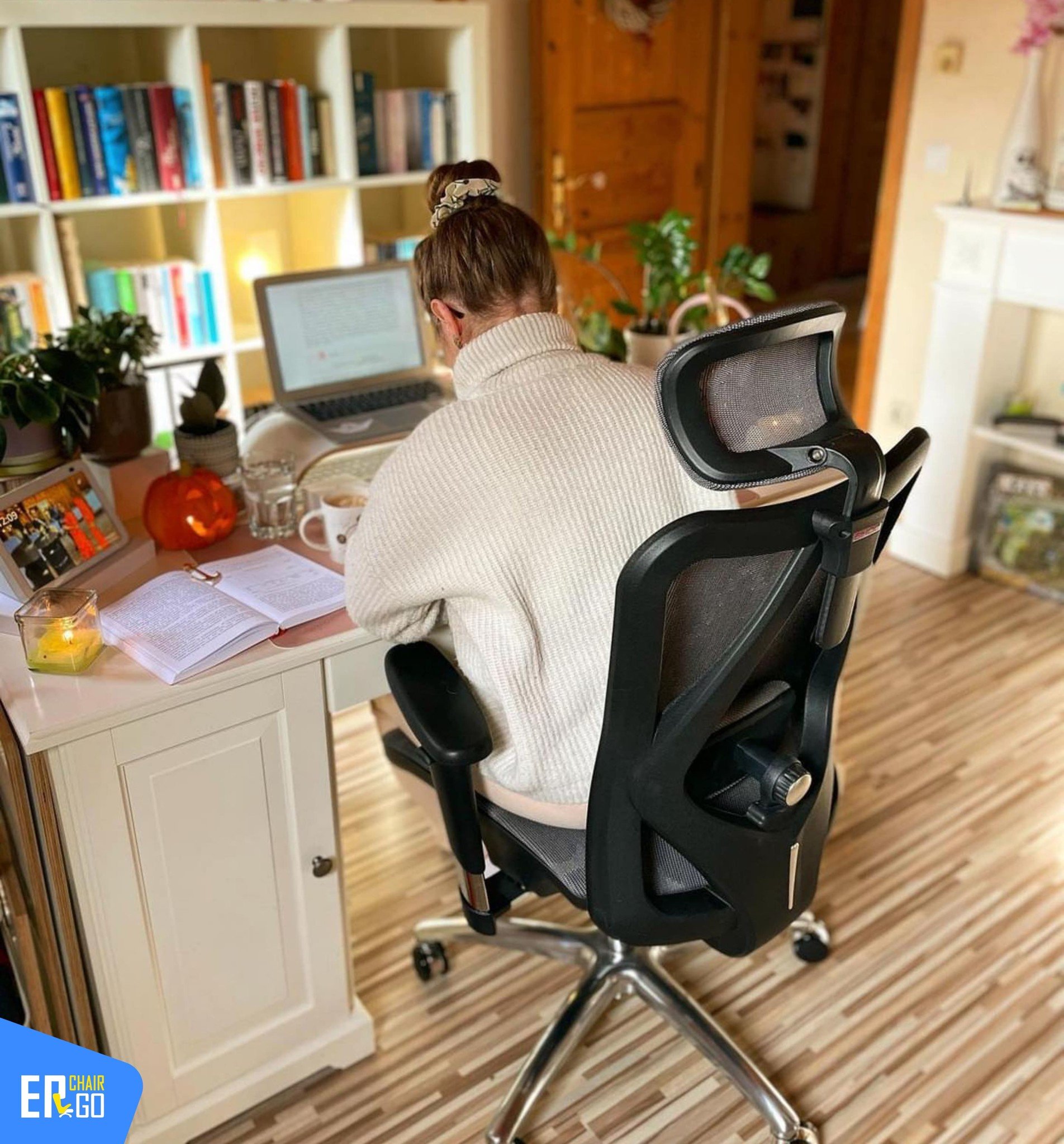 Hình ảnh thực tế của Ghế công thái học Sihoo M57