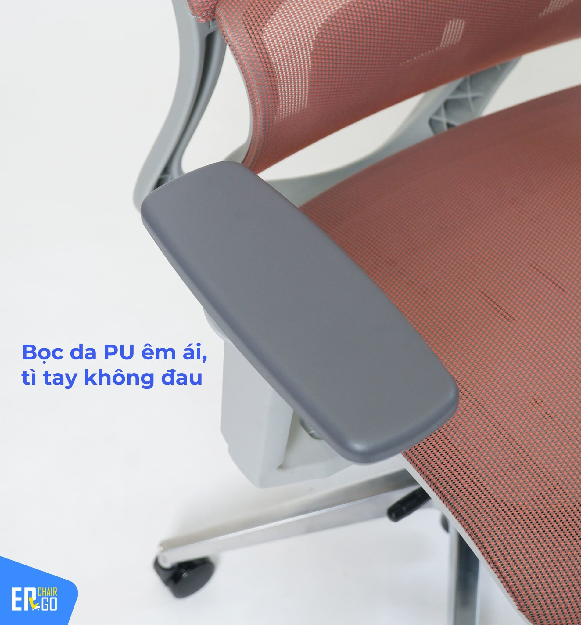 Ghế Công Thái Học Gami Lum2 bản 3D và 2D có Tay ghế bọc da PU êm ái, không đau khi tì tay