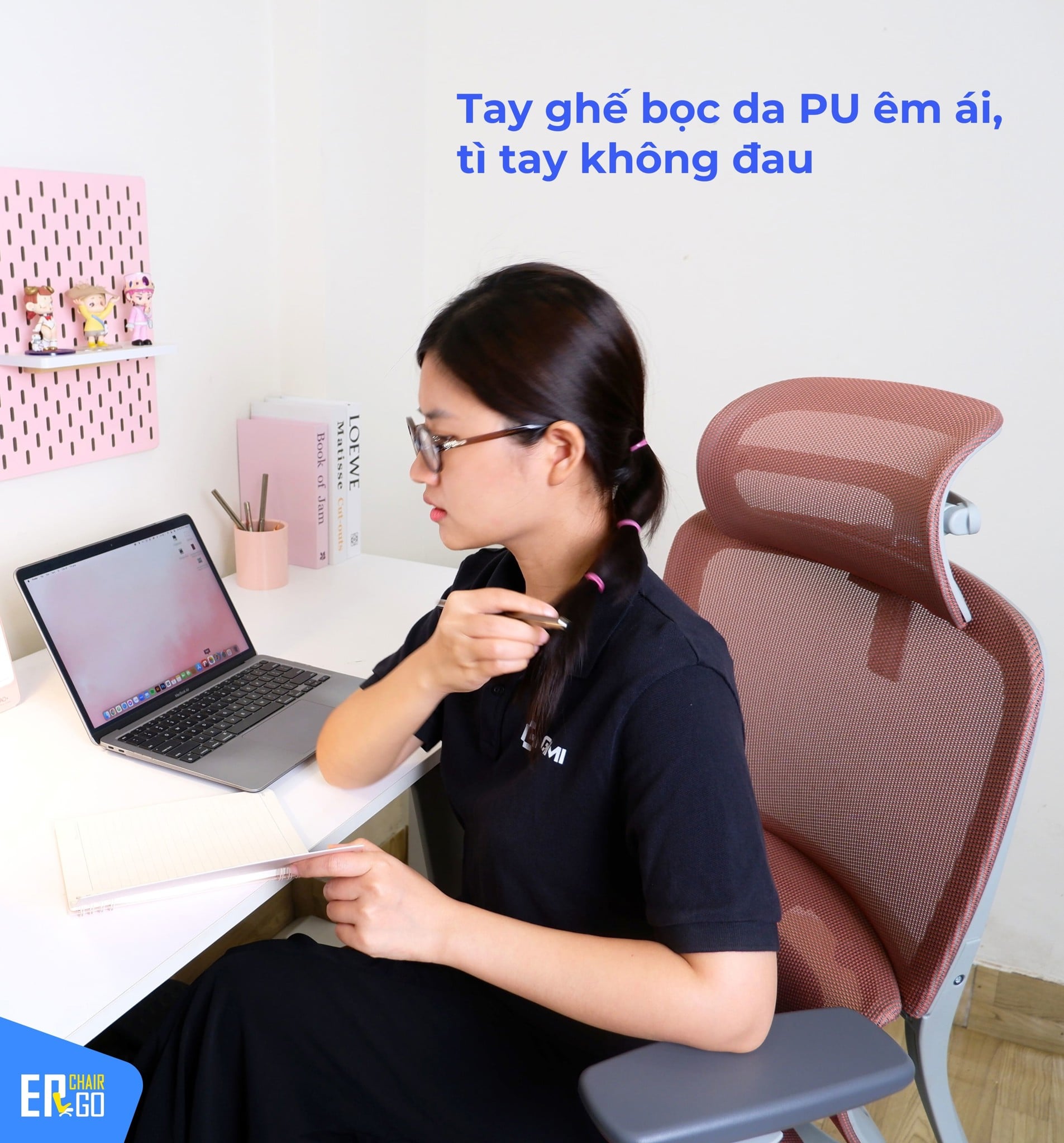 Ghế Công Thái Học Gami Lum2 bản 3D và 2D có Tay ghế bọc da PU êm ái, không đau khi tì tay