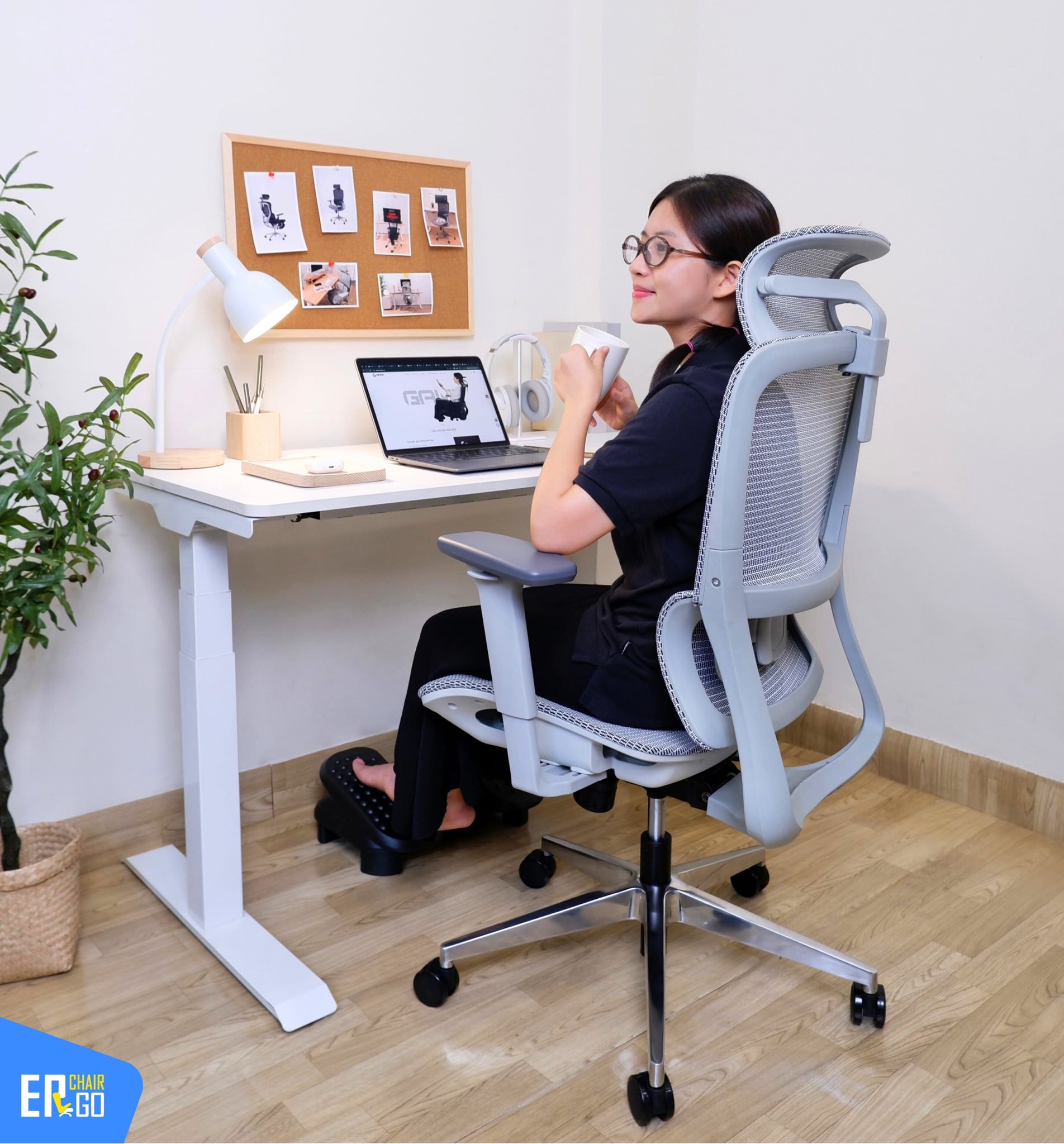 Ghế Công Thái Học Gami Lum2 bản 3D và 2D có Piston Class 3 đạt chuẩn SGS, TUV, BIFMA, chịu tải 150kg