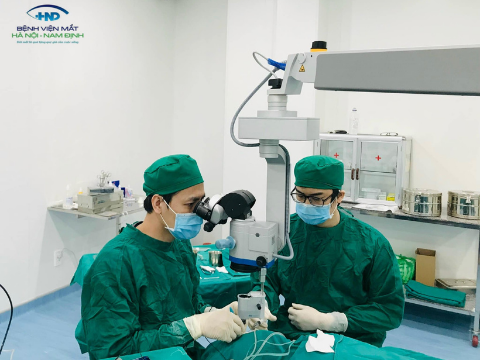 Các phương pháp điều trị tật khúc xạ