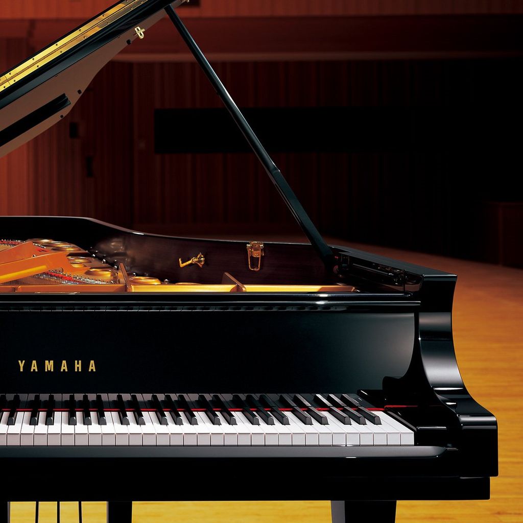 Grand Piano Yamaha Premium CF4