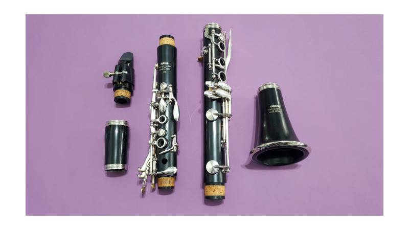 Tháo rời các bộ phận kèn Clarinet