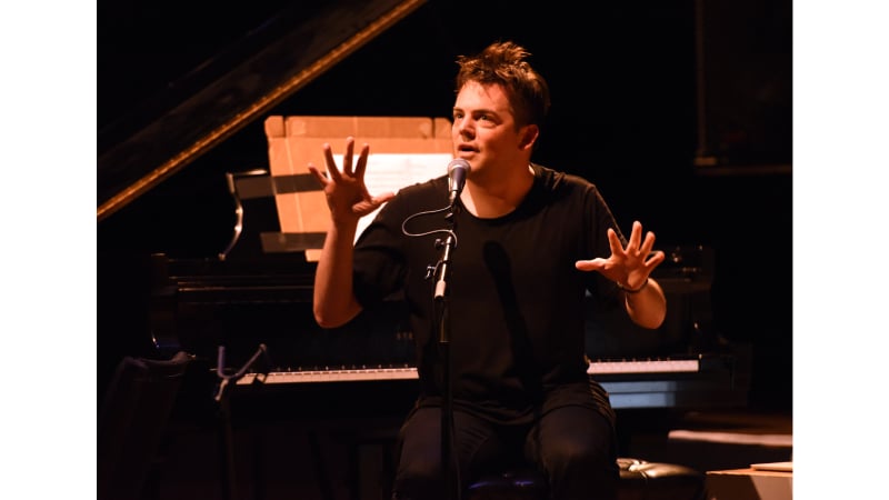 Nhà Soạn Nhạc: Nico Muhly