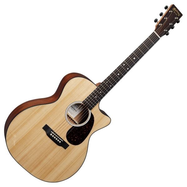 Guitar Martin GPC-11E Road Series có mặt top gỗ Sitka Spruce, lưng và hông gỗ Sapele