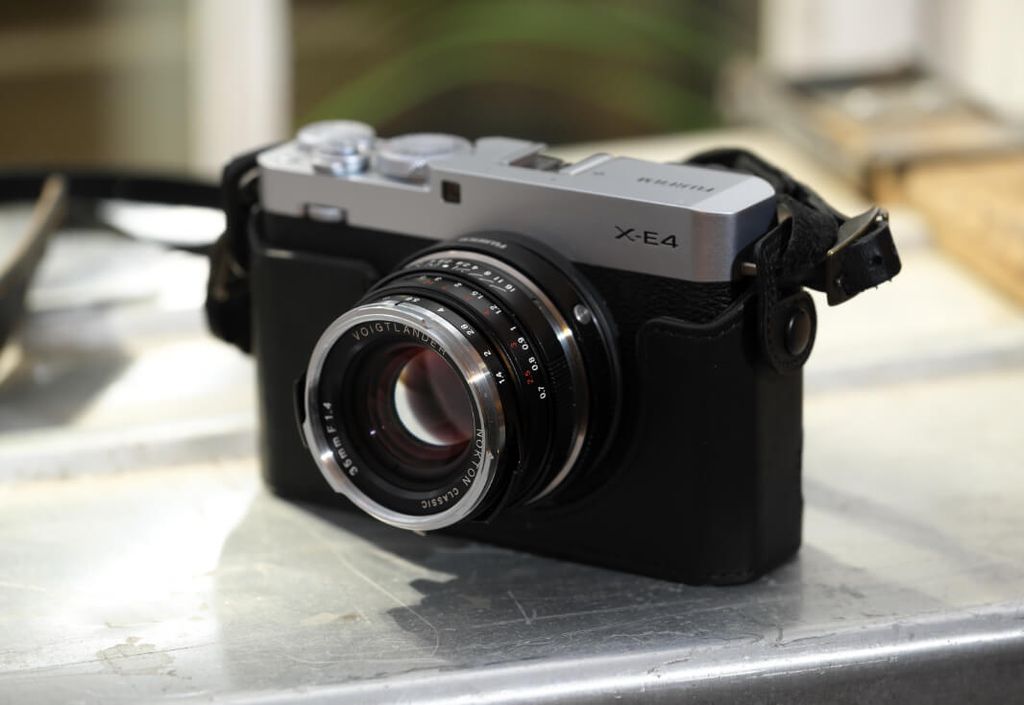 FUJIFILM X-E4