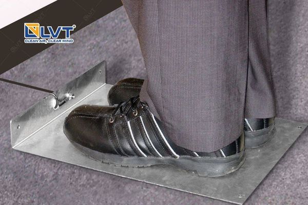 Thiết bị kiểm tra và xả tĩnh điện cho giày Sole Mate II