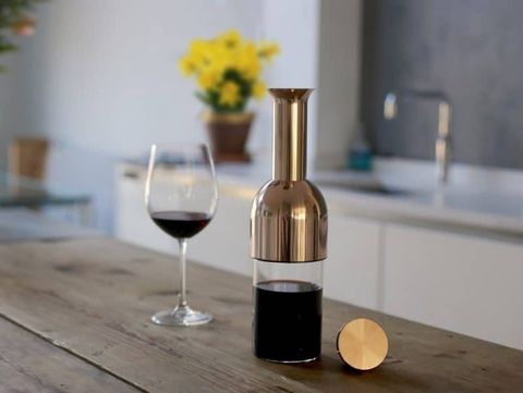 Tác dụng của rượu vang tới sức khỏe con người