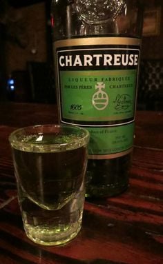 Rượu Chartreuse Green (Xanh) Liqueur