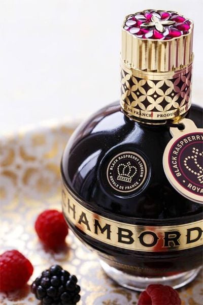 Nguồn gốc của dòng Rượu Chambord Black Raspberry Liqueur: