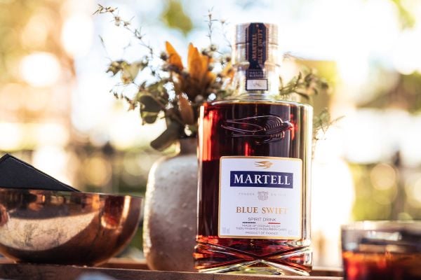Thông tin mô tả sản phẩm Rượu Martell Blue Swift