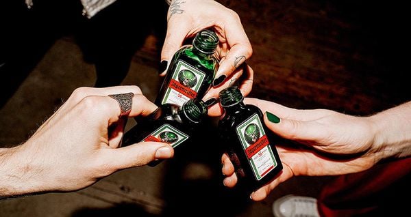 Rượu thảo mộc Jagermeister 20ml có điểm gì đặc biệt so với các dòng rượu khác?