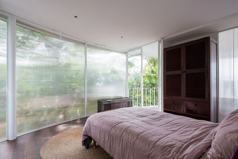 HỆ GIƯỜNG TỦ VÀ KỆ TRANG TRÍ HOÀN THIỆN CAO CẤP
