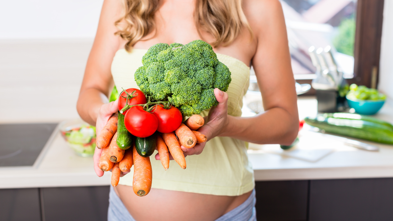 Ăn chay khi mang thai và cho con bú: Lưu ý gì để đảm bảo sức khỏe?