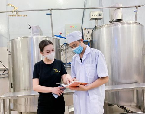 KHÁM PHÁ CÔNG NGHỆ CHƯNG HẤP TỔ YẾN SIÊU VIỆT