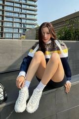 Cập nhật những kiểu giày sneaker đang thịnh hành cho mùa hè 2024