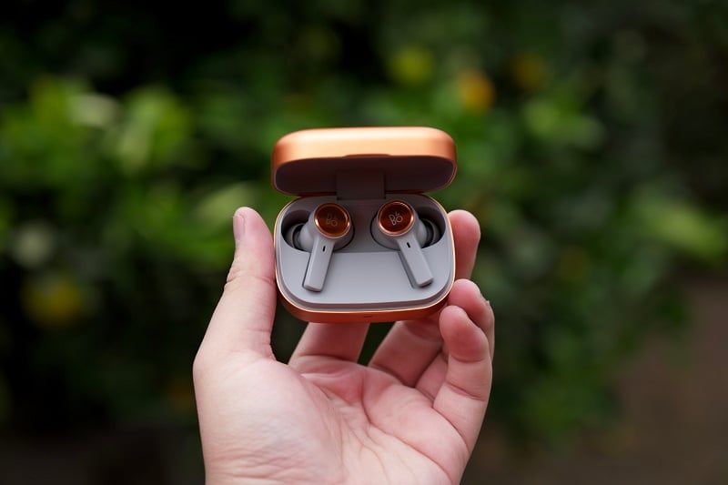 Tai nghe B&O Beoplay Eleven: Đẹp hơn, sang hơn, tính năng tốt hơn