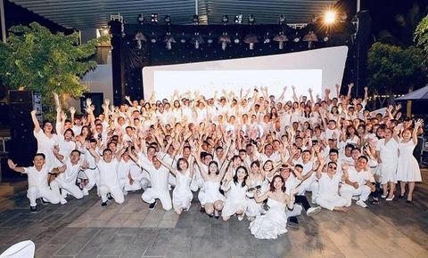 Dress Code là gì? 10 quy tắc Dress Code phổ biến nhất