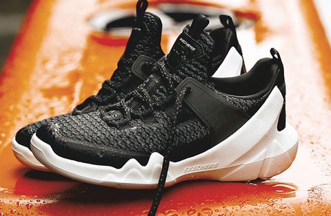 Bảng quy đổi size giày Skechers chuẩn nhất cho cả nam và nữ
