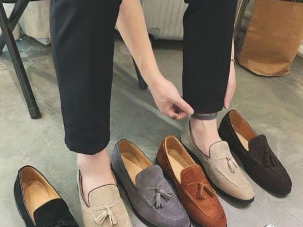 Các Loại Giày Lười Da Lộn Phổ Biến