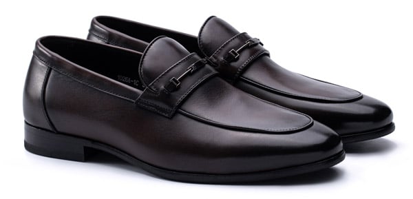 Giày Horsebit Loafer 1026A-1 phiên bản màu nâu với hiệu ứng ombre nhẹ ở mũi giày