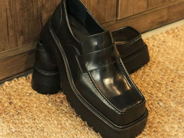 Giới thiệu về Giày Chunky Loafer