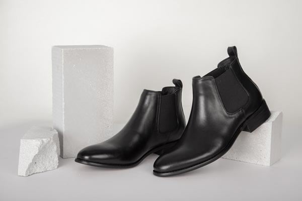 Giày Chelsea boots là mẫu giày boot phổ biến nhất