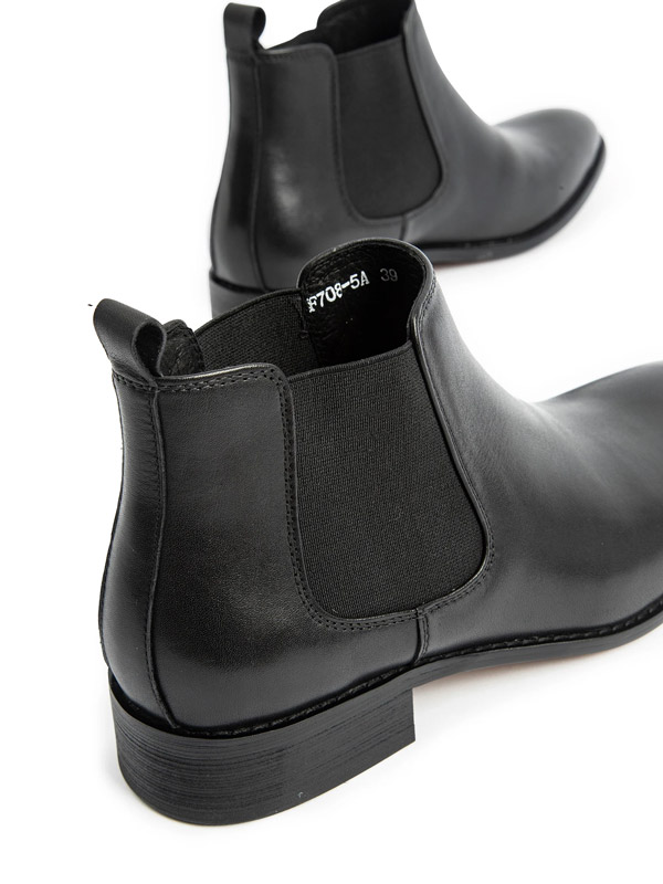 Chelsea Boots nam Mulgati Ankle F708-5 đang chiếm được rất nhiều cảm tình