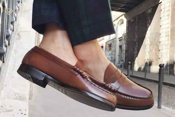 Bí quyết phối đồ với giày lười da trơn