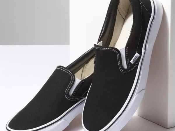 Giày lười nam thương hiệu Vans