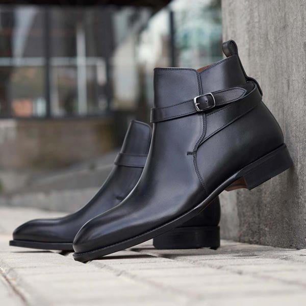 Giày Jodhpurs boots mang lại nét độc đáo, cá tính riêng cho người mang